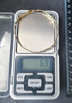 Vintage 9ct Rolled GOLD BANGLE with White Flowers - 6.9g