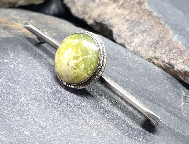 Vintage Sterling Silver Connemara Marble Brooch - Tie Pin - 4.2g