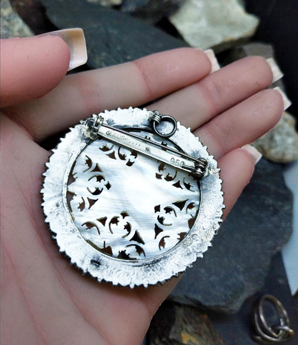 Large Vintage Sterling Silver and Mother of Pearl Christmas Star Brooch 17.2g