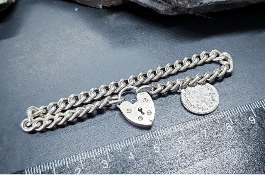 Vintage SILVER LINK BRACELET with 1885 3 Pence Coin Charm 17cm - 19.1g