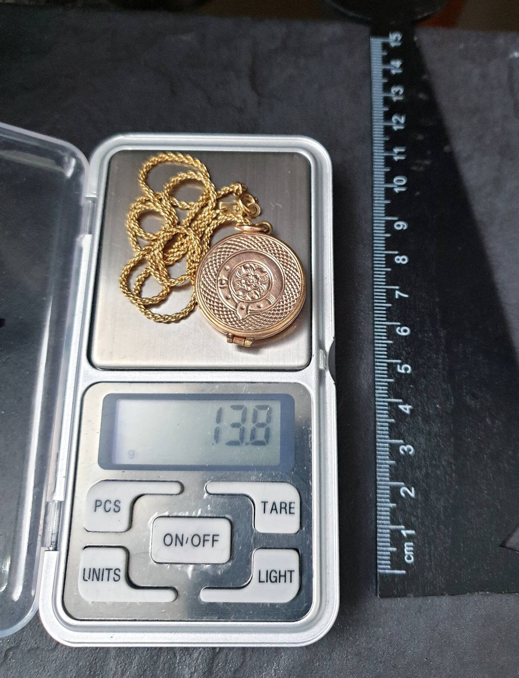 VICTORIAN CIRCLE LOCKET - Antique Pinchbeck Gilt on 16" Chain - 13.8g