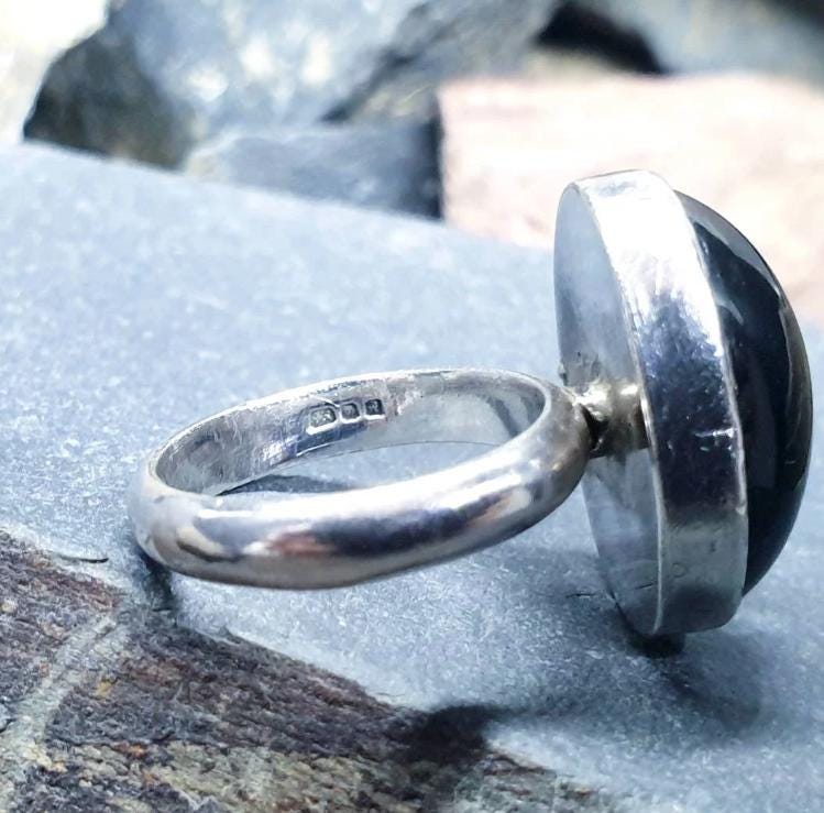 Tigers Eye RING Sterling Silver - Size uk J ( us 5) - 6.1g