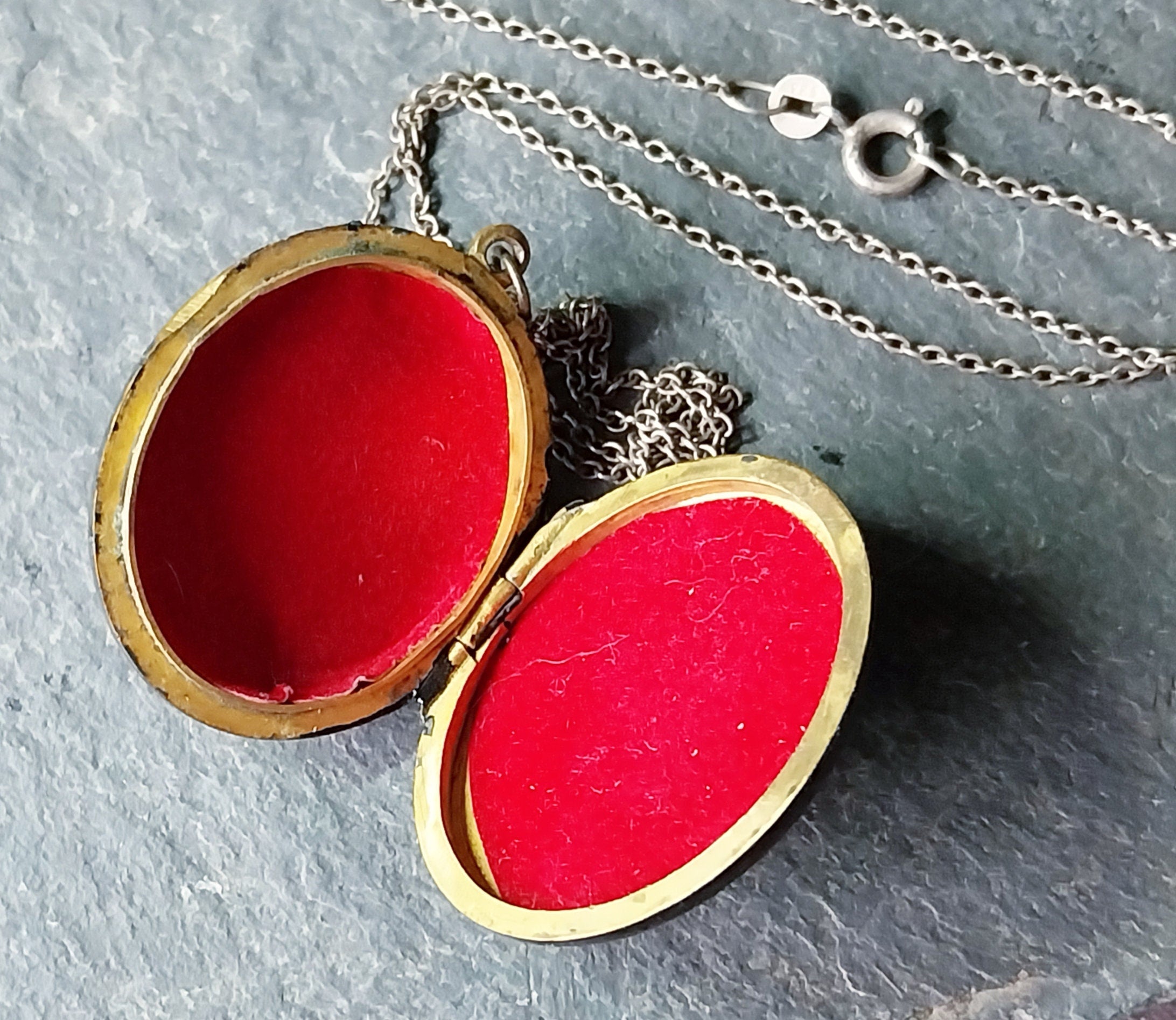 VICTORIAN Black Enamel LOCKET with Silver Cross - on 20" Chain - 15.5g