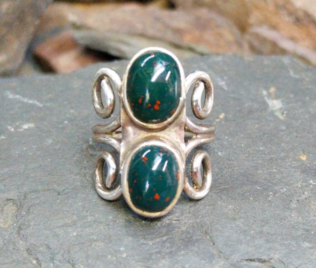 Vintage SILVER Double Bloodstone Agate RING - uk size L (us 5.5) - 5.3g