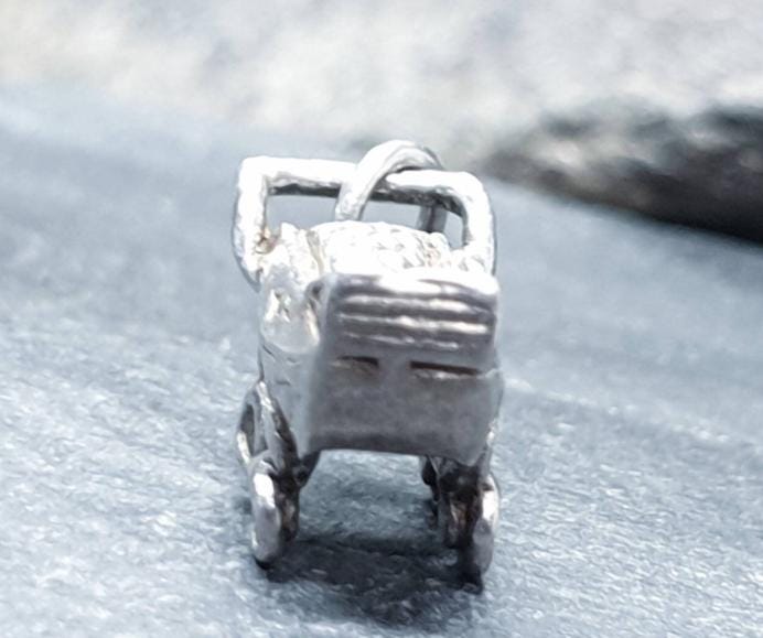 Vintage Silver BABY in PRAM Charm - Newborn 1.7g