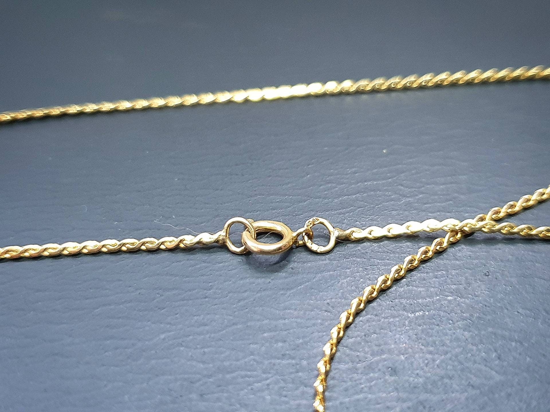 9ct GOLD Snake Style CHAIN Necklace - 18" Long - Hallmarked - 2.7g