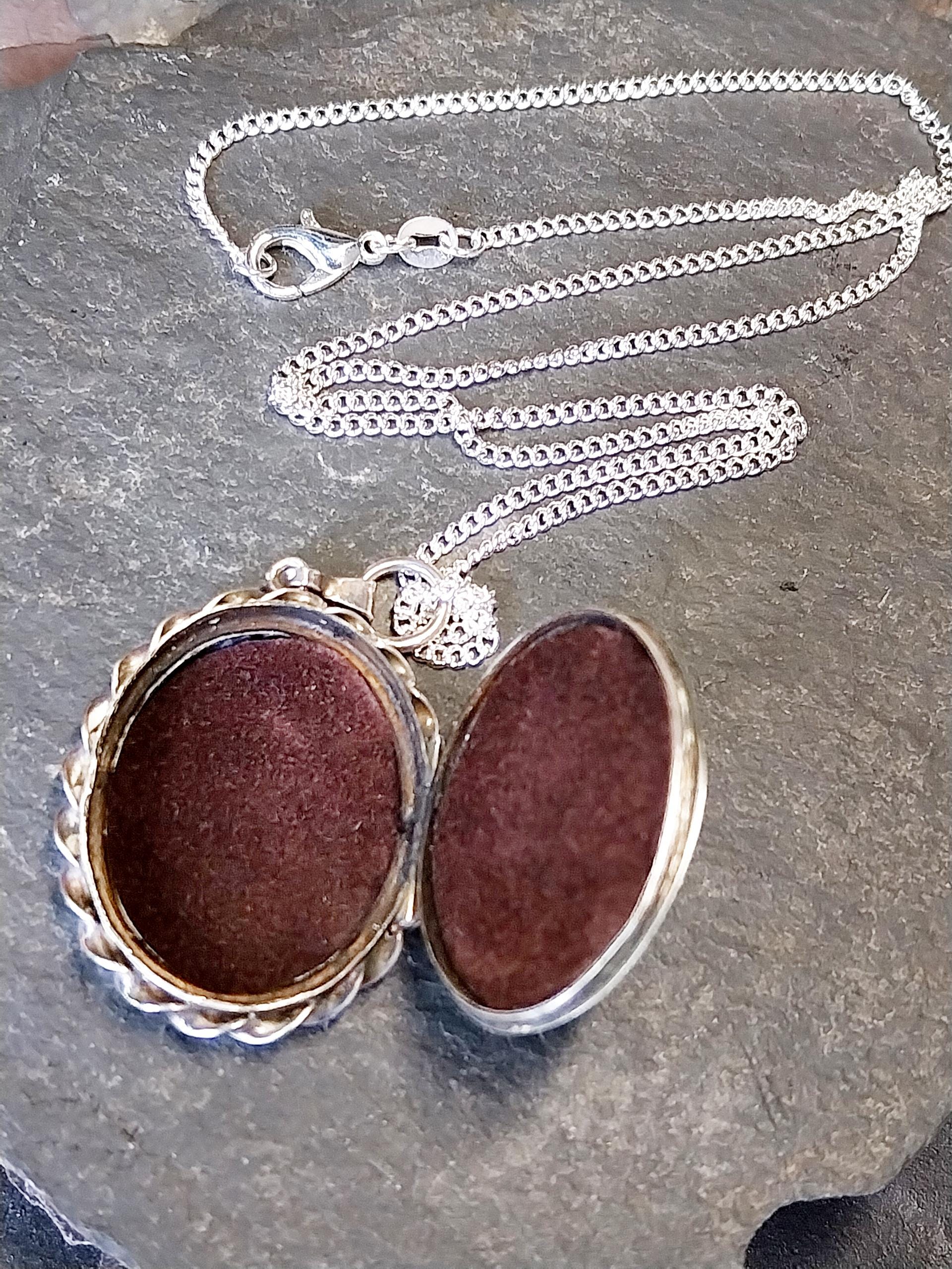 Large Sterling SILVER Oval LOCKET - Double Sided with 20" Chain - 12.1g