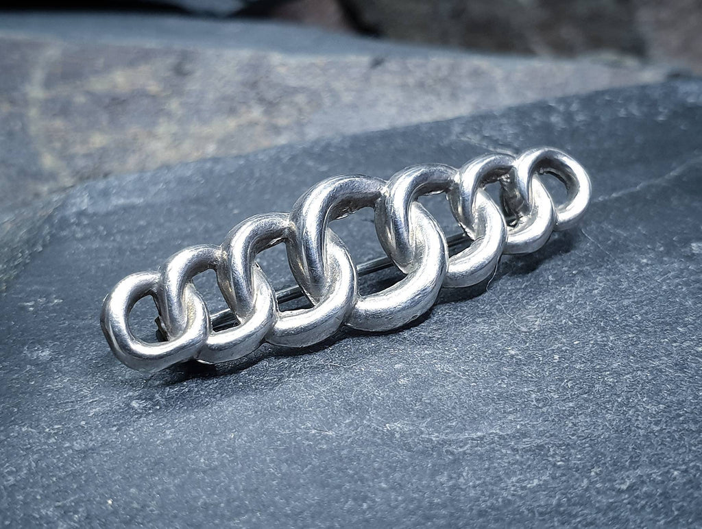 Antique Sterling Silver Lovers Knot Brooch - Edwardian Chester Hallmarks circa 1905 - 2.1g