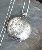Vintage Silver LOCKET Necklace - Puffy Circle on 20" Sterling Chain - 9.7g