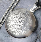Large Silver Circular CELTIC LOCKET with Verse on 24" Chain - 15.2g
