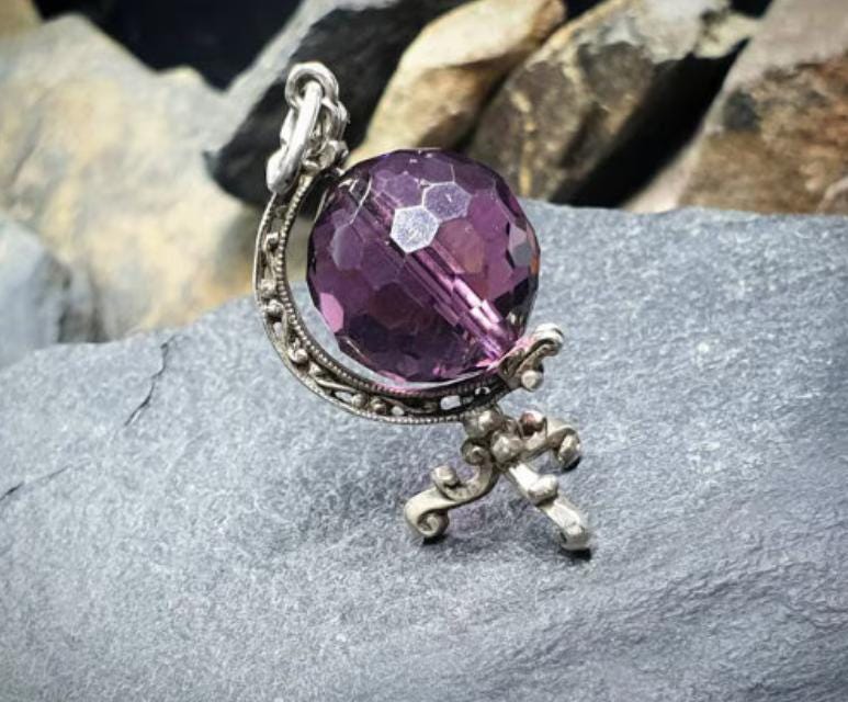SILVER SPINNING GLOBE Bracelet Charm - Vintage Amethyst world - 6g