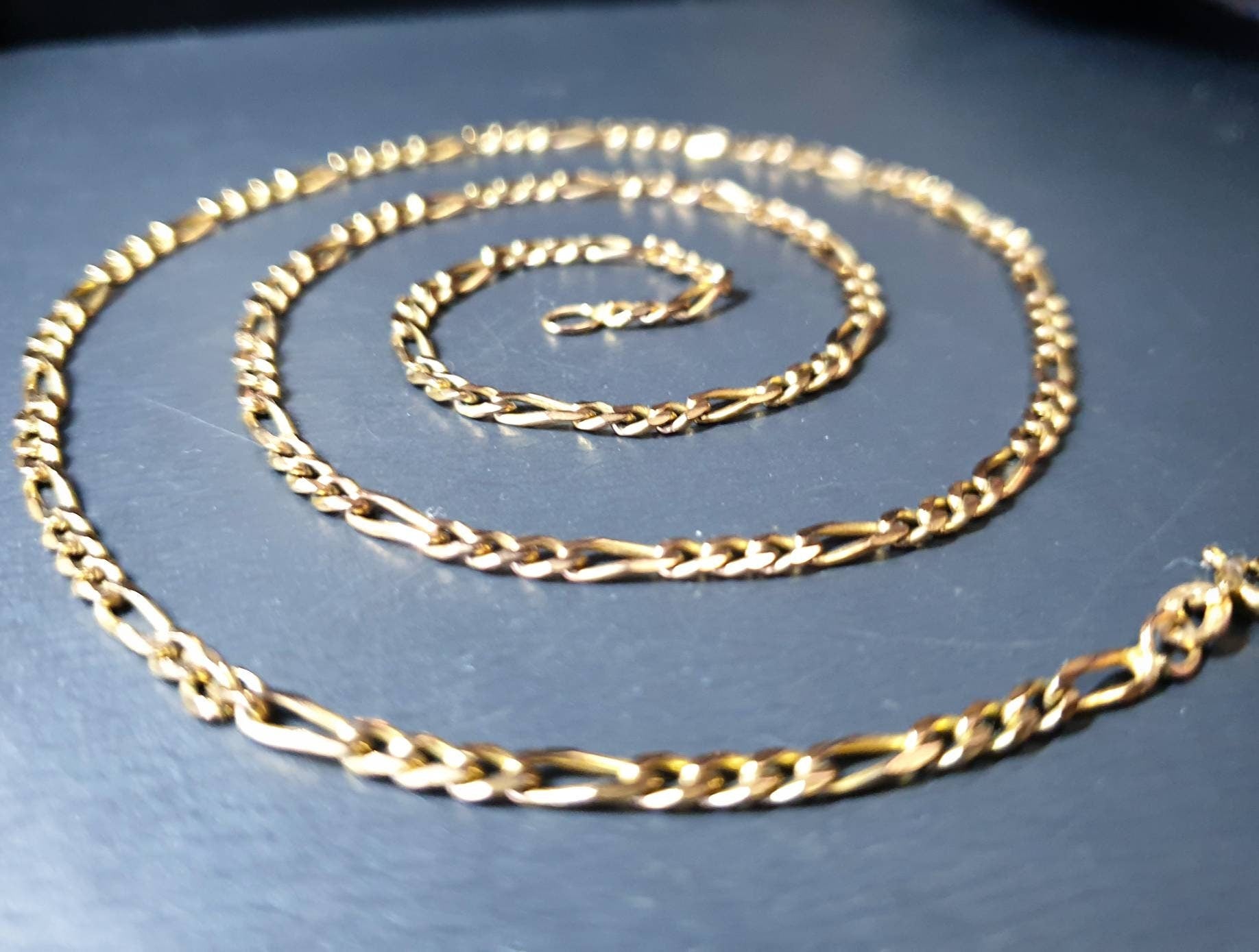 Vintage 9ct GOLD FIGARO CHAIN Necklace - 18" - 7g