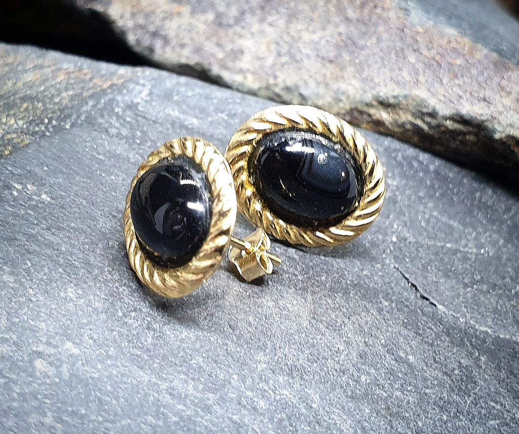 Vintage 9ct Gold Onyx Stud EARRINGS - butterfly backs