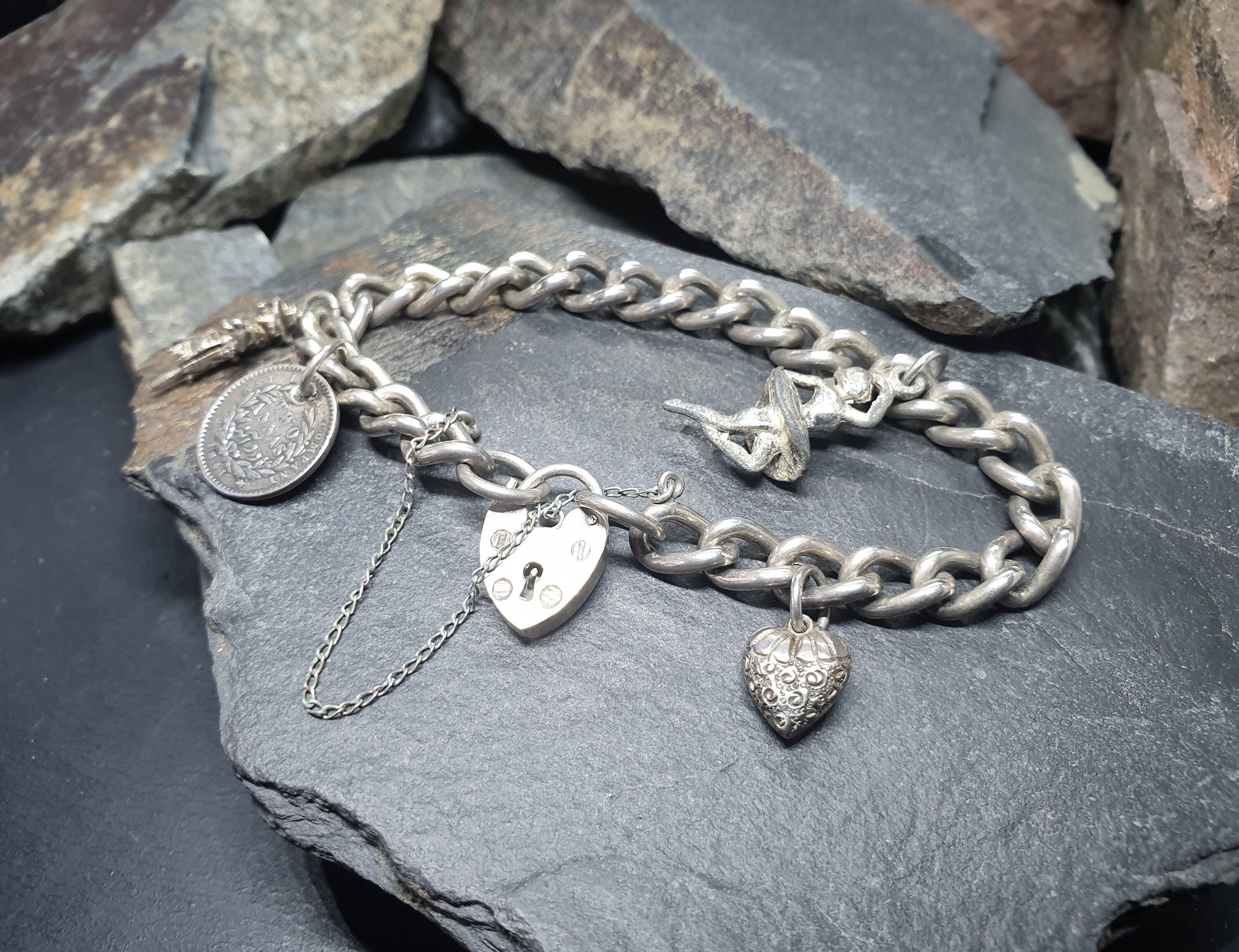 Vintage Silver CHARM BRACELET with 4 Charms and heart padlock clasp - 29.1g