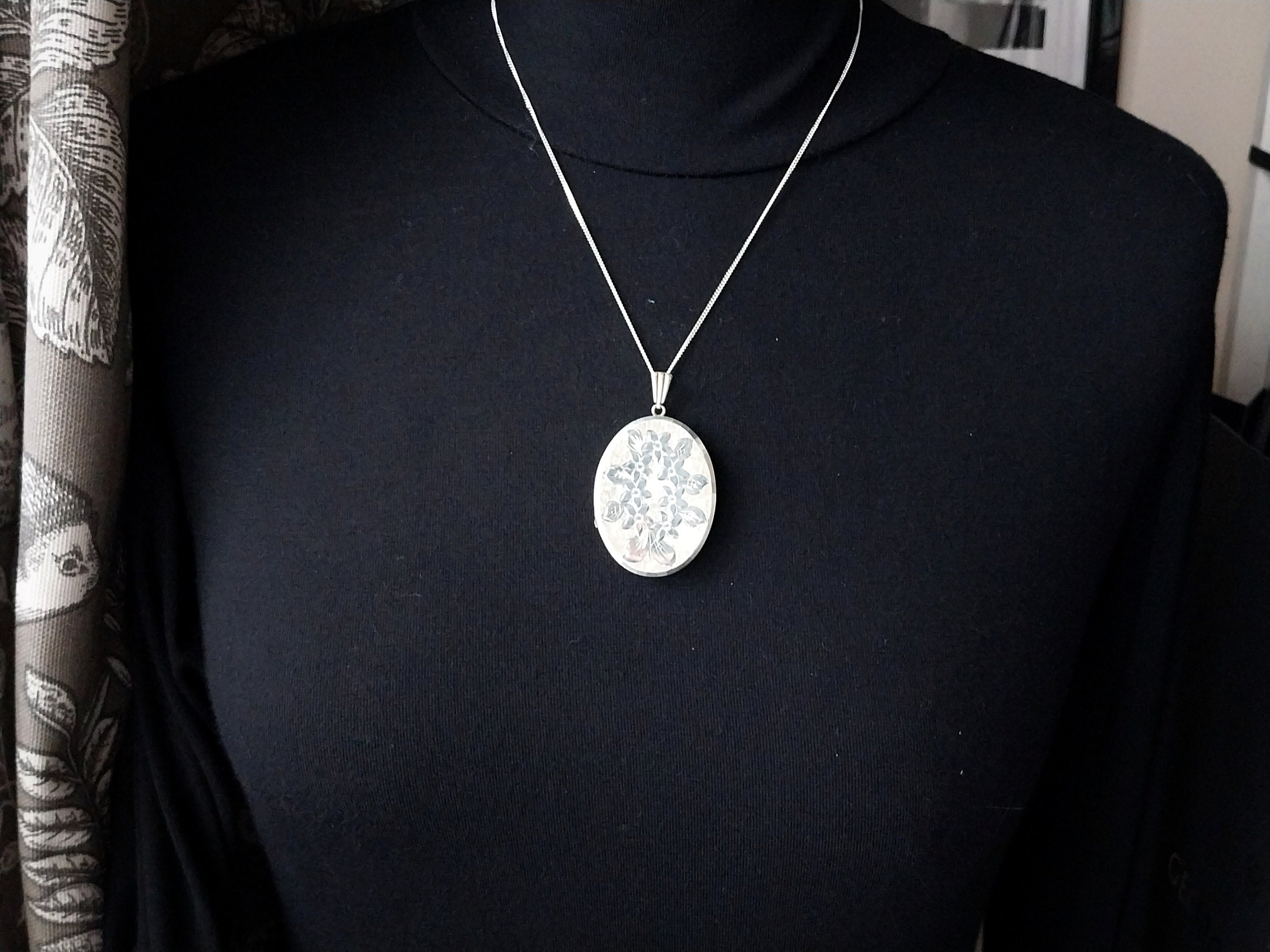 Huge Georg Jensen SILVER LOCKET Necklace, 7 Flowers on  20" Chain - 16.7g