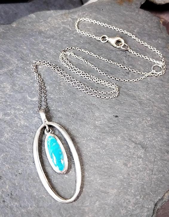 Vintage Turquoise Pendant Necklace - on 17" silver chain - 5.5g
