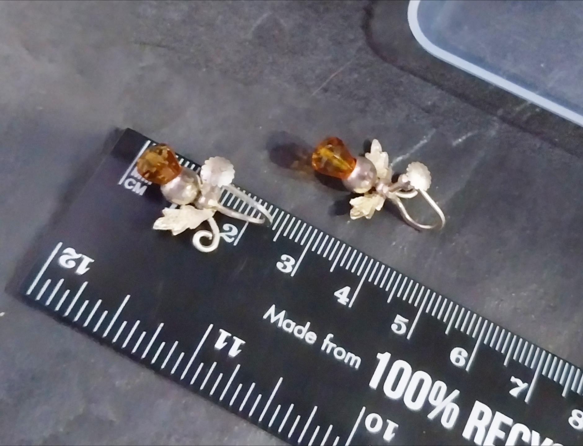 Antique Sterling Silver Carnelian Thistle Earrings - Screw Backs - 3.4g