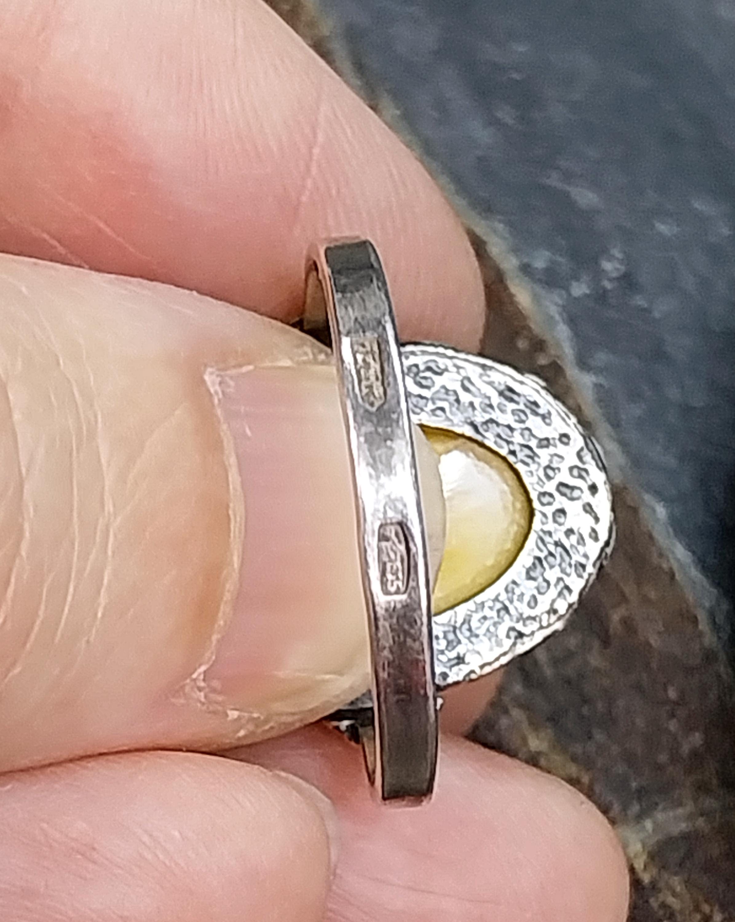 Vintage Butterscotch AMBER Sterling Silver Ring - uk size P (7.5) - 4.3g