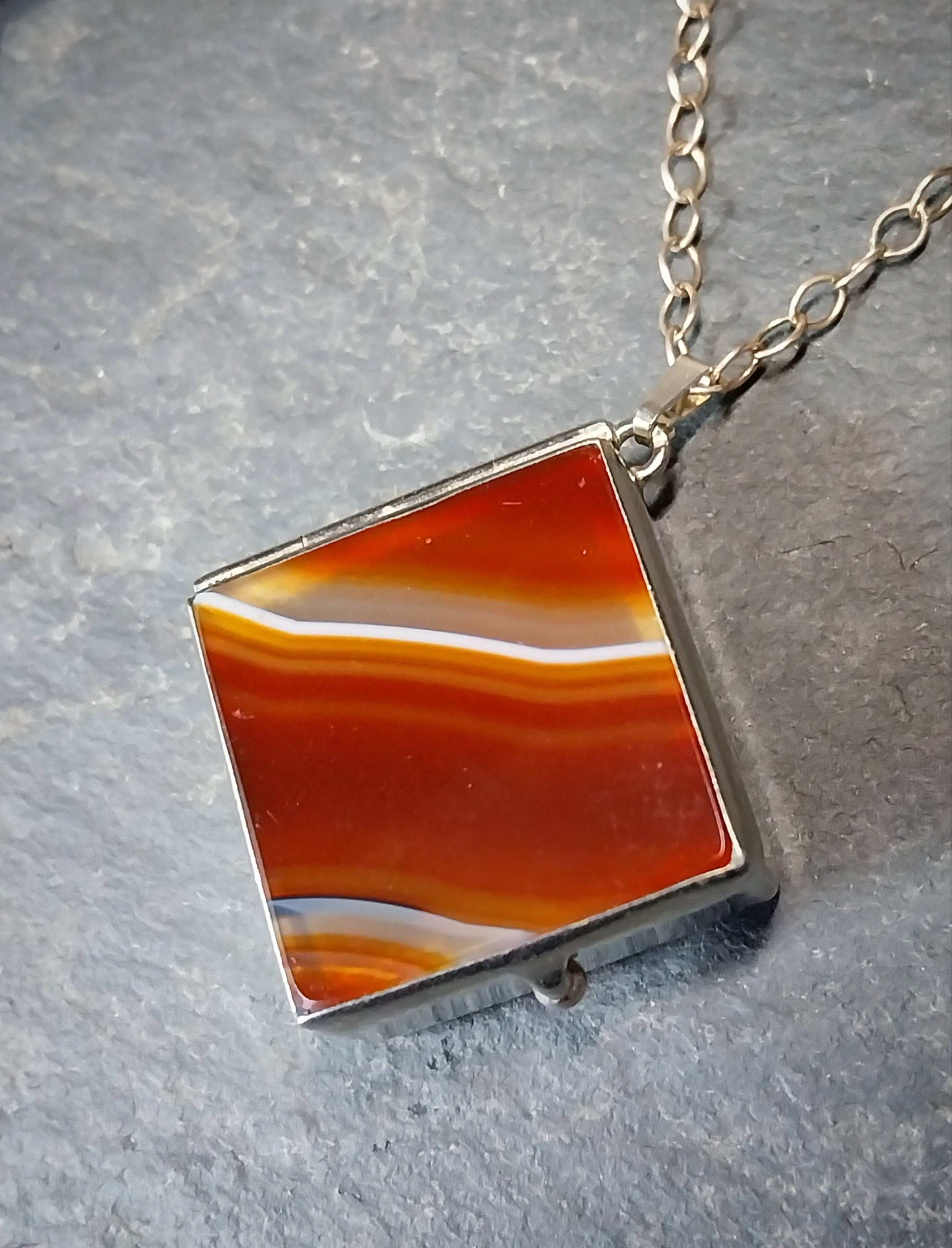 Large Striped Agate Pill Snuff Box Locket - 20" chain - 18g