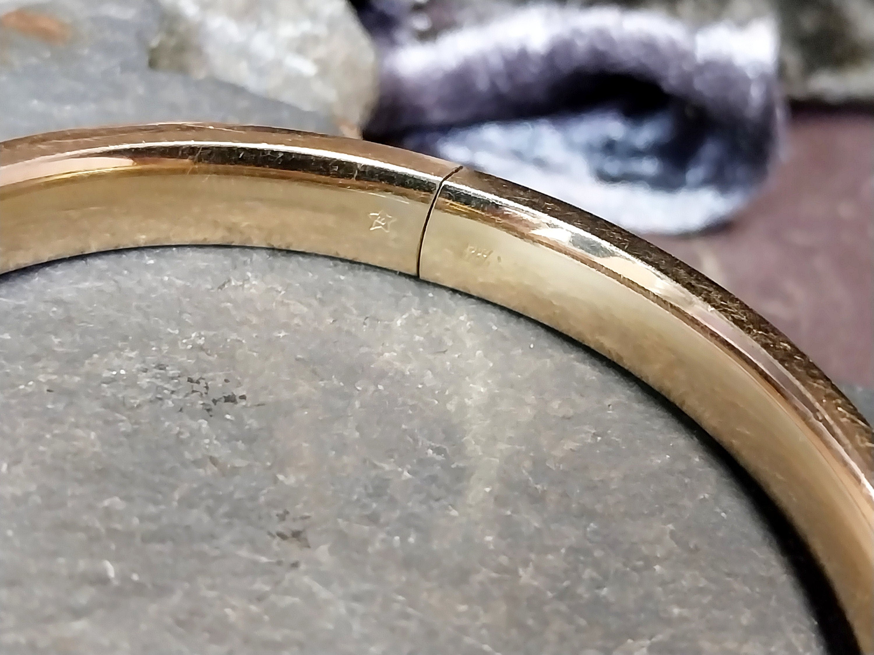 Vintage  Art Deco 12ct GOLD Plated BANGLE - BRACELET - 10.5g