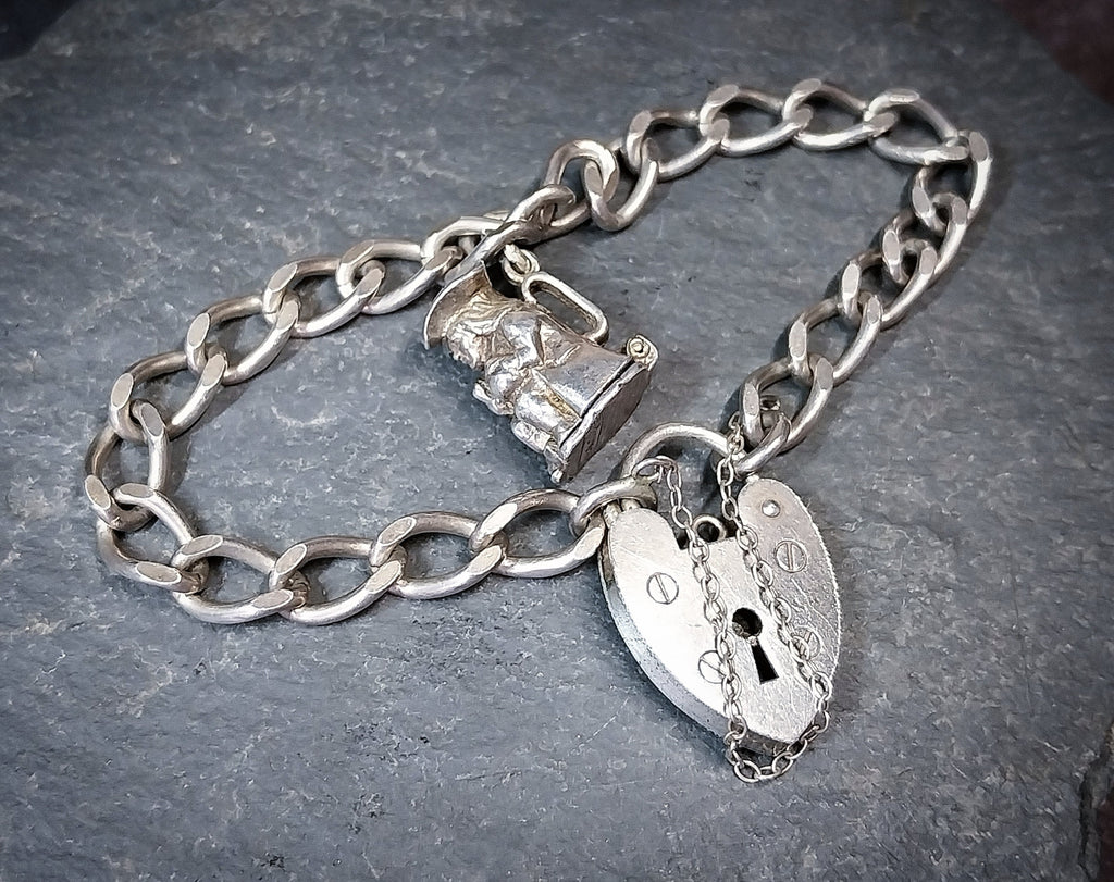 Vintage Silver CHARM BRACELET with Charm Opening Toby Beer Jug - 18.9g