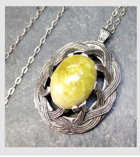RARE Sterling SILVER Connemara Marble Pendant Necklace Miracle on 18" Chain - 9g