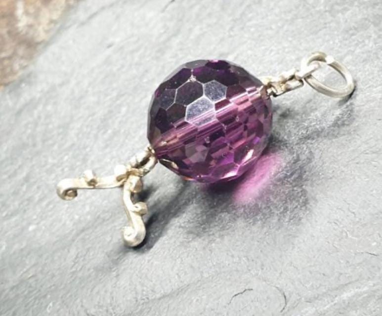 SILVER SPINNING GLOBE Bracelet Charm - Vintage Amethyst world - 6g