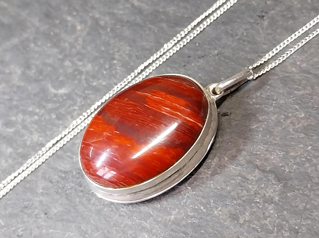 Sterling Silver RED JASPER Agate Locket Necklace  on 18" chain  - 12.2g