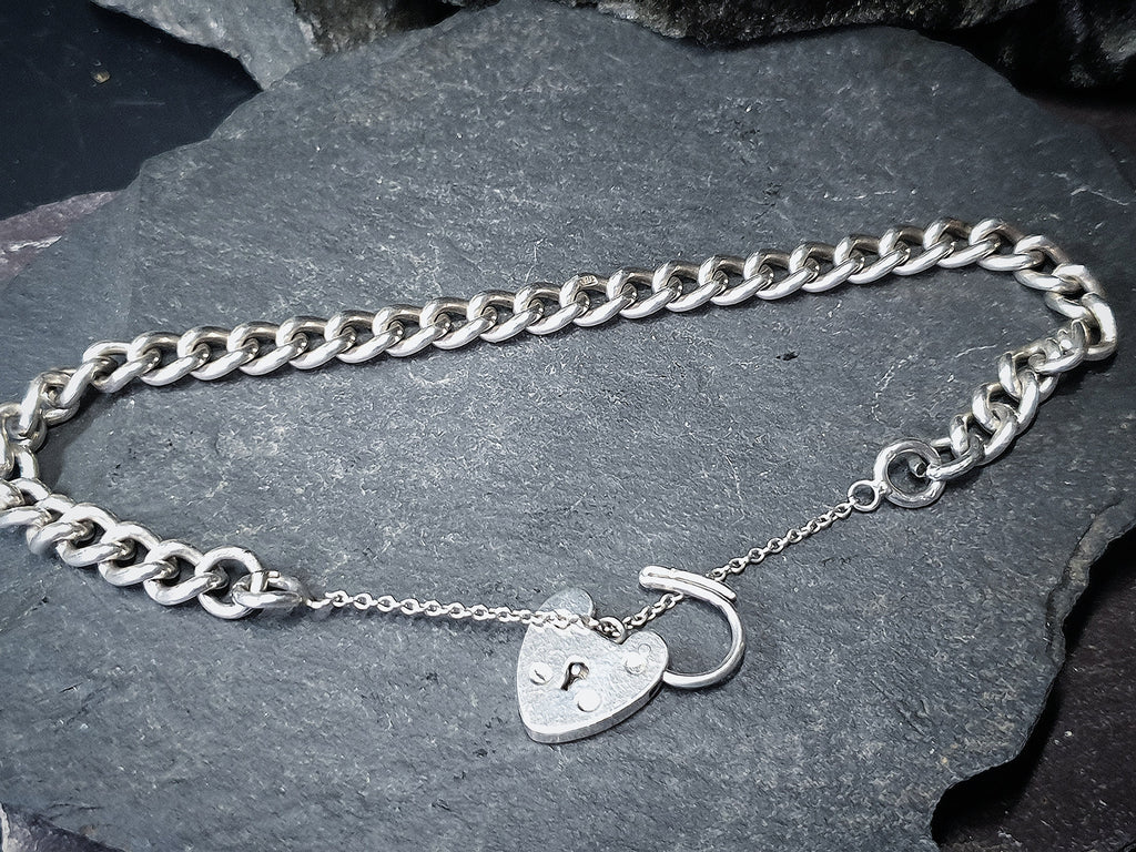 Vintage Silver Link Bracelet with heart padlock clasp c 1975, 18cm - 18.9g
