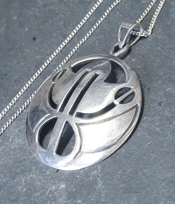 Vintage Large KIT HEATH Necklace Pendant - Sterling Silver 18" - 8.5g