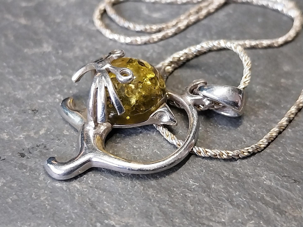 Sterling Silver AMBER CAT Kitten Pendant Chain Necklace 18" Length - 7.1g