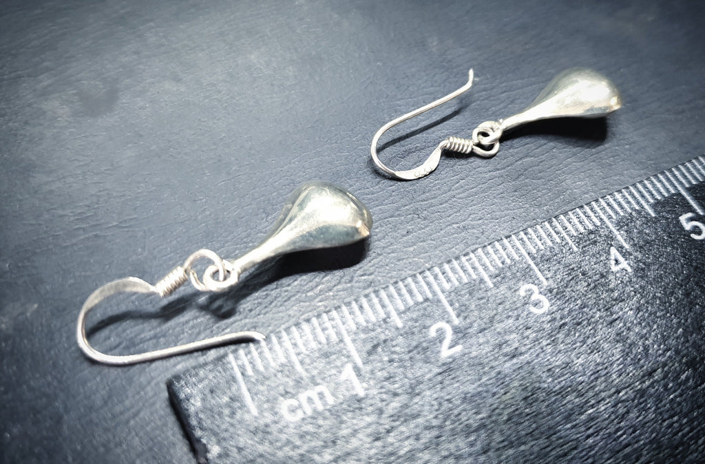 Vintage Sterling Silver Teardrop EARRINGS - Long Dangling  - 1.7g
