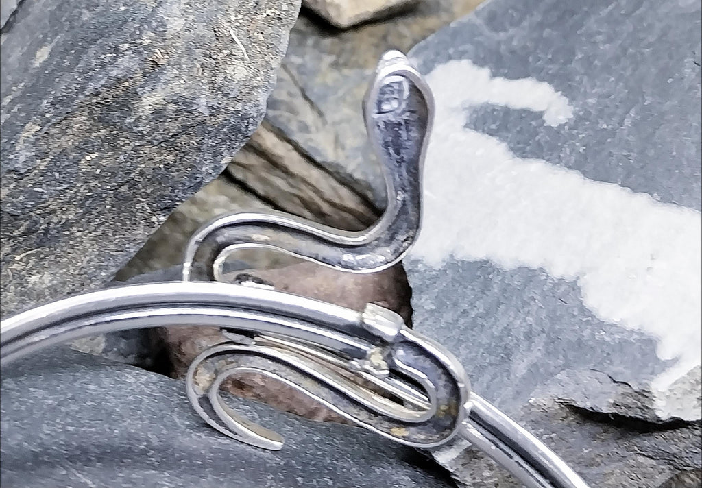 VintageSterling Silver SNAKE Bangle Bracelet - Serpent Design - 10g