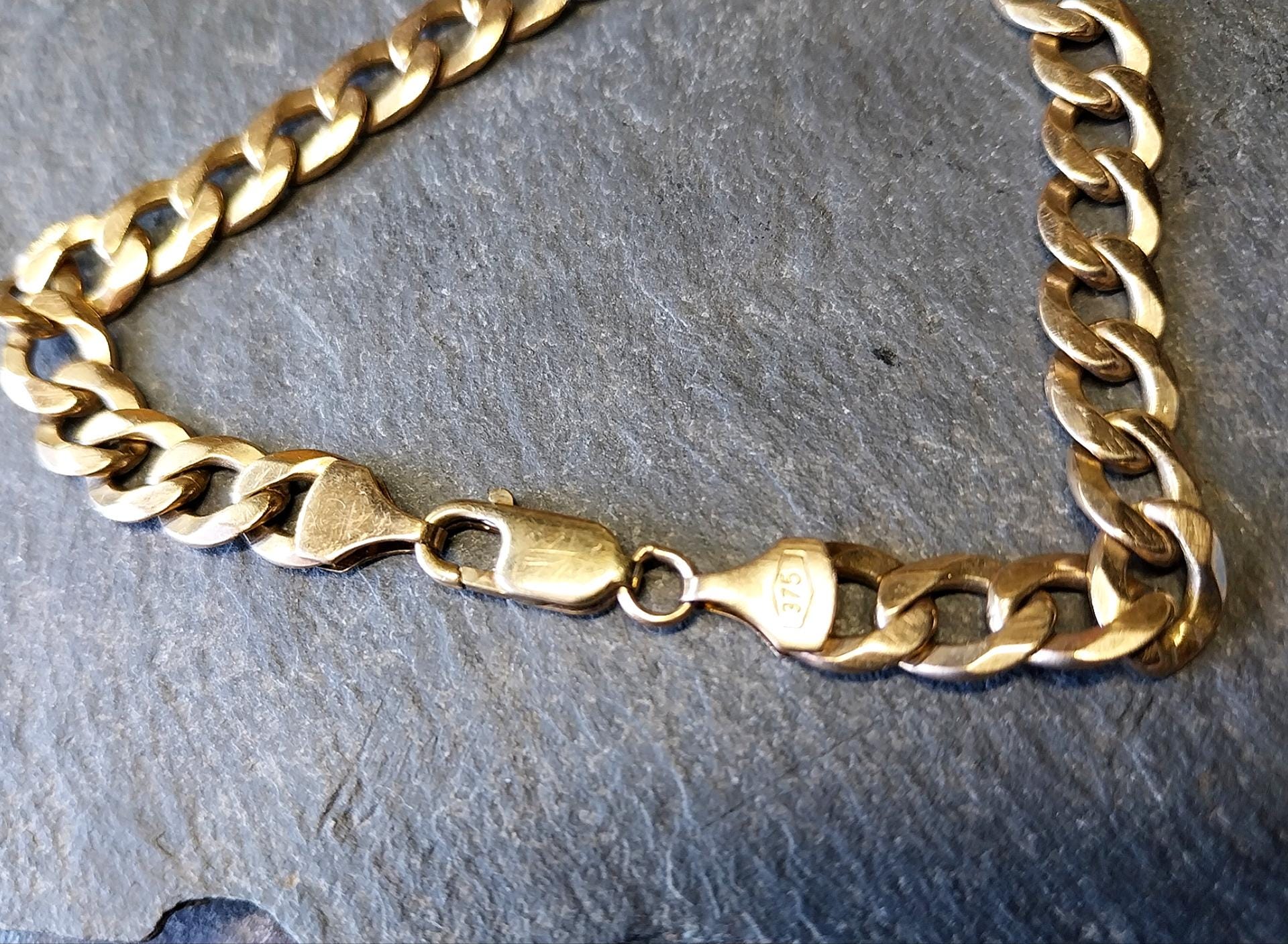 9ct GOLD CURB LINK Bracelet -Chunky 21.5cm - 15.4g
