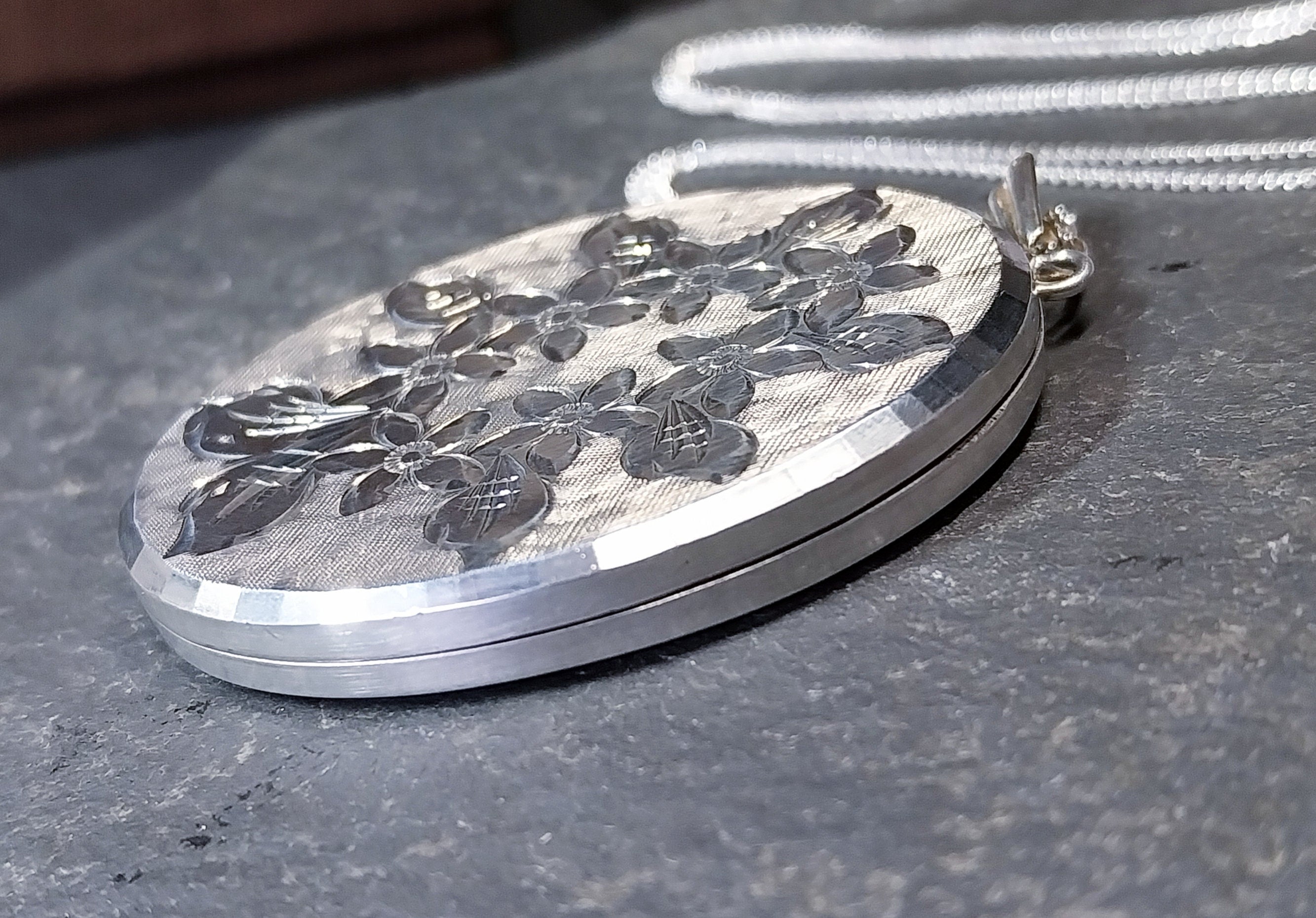 Huge Georg Jensen SILVER LOCKET Necklace, 7 Flowers on  20" Chain - 16.7g