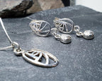 SILVER Necklace and Matching Earrings Gift Set - Celtic Leaf and Rose Bud - 4.1g