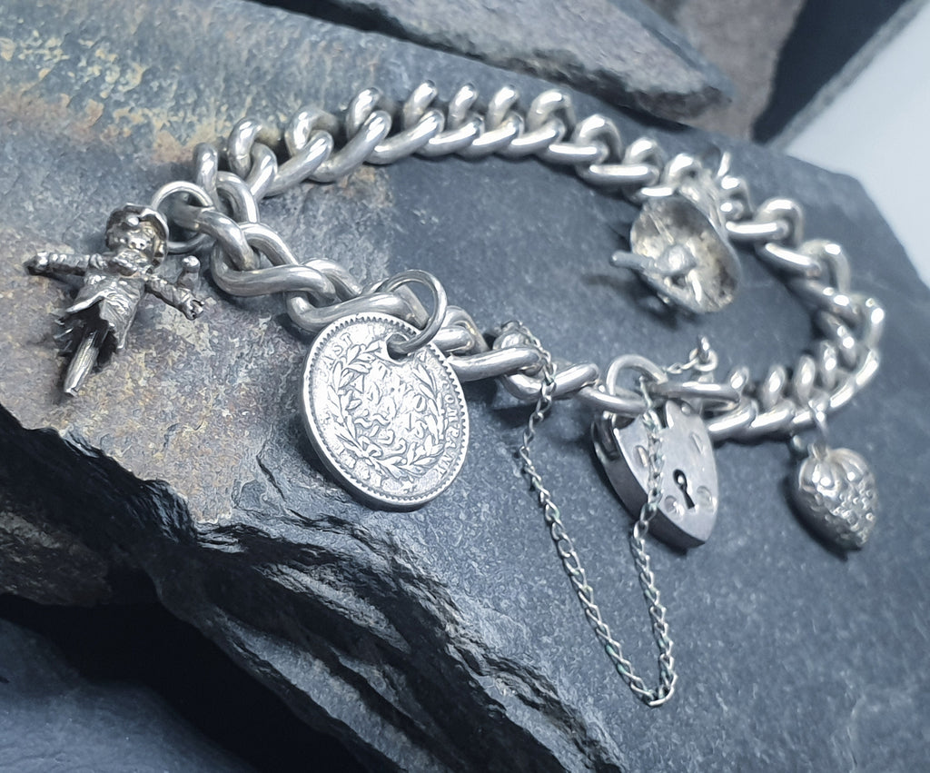 Vintage Silver CHARM BRACELET with 4 Charms and heart padlock clasp - 29.1g