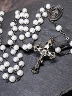 Vintage Milky White ROSARY Beads - Small Vintage Old Prayer Beads and crucifix - 28" 17g