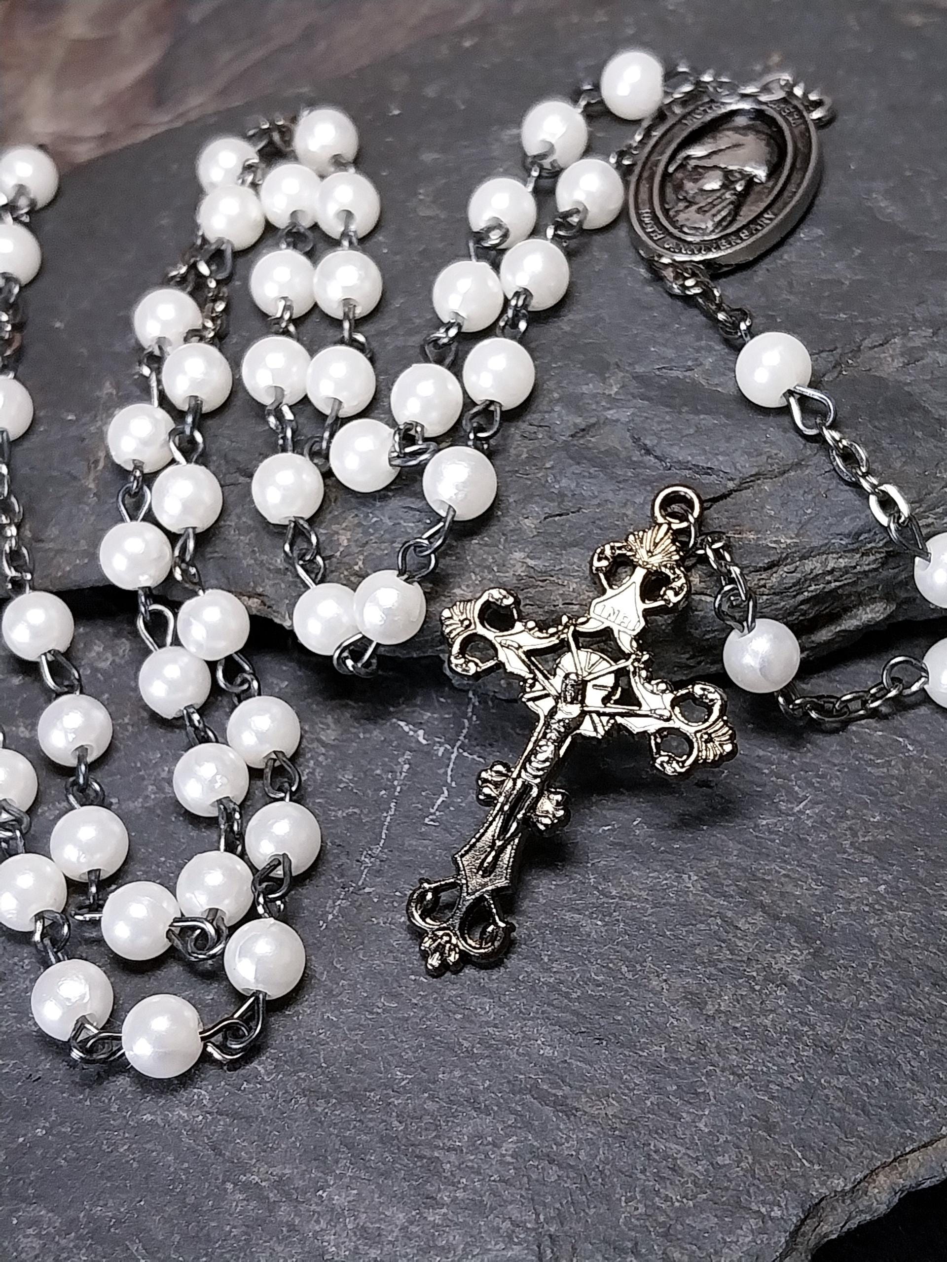 Vintage Milky White ROSARY Beads - Small Vintage Old Prayer Beads and crucifix - 28" 17g