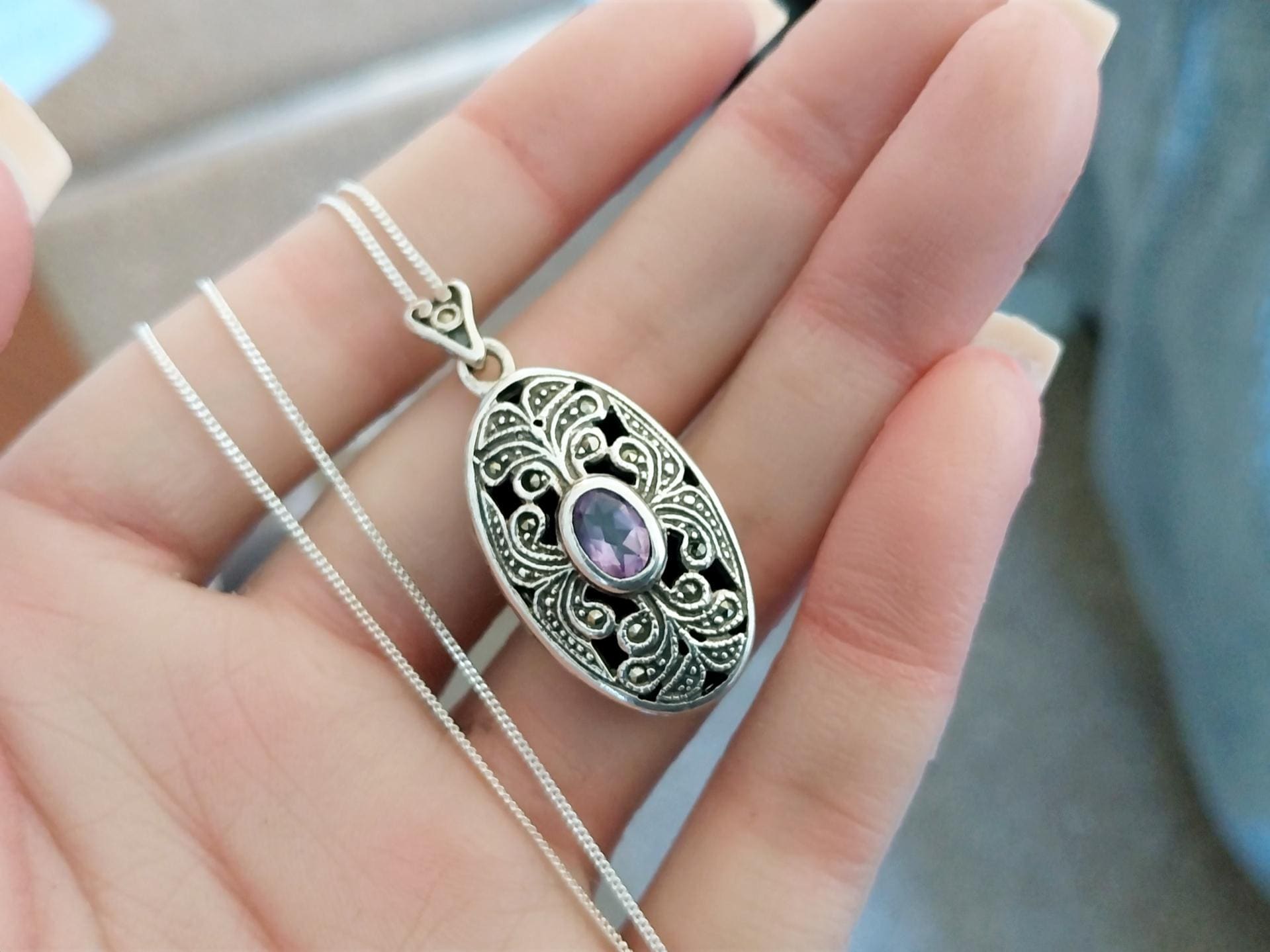 Vintage STERLING SILVER LOCKET with Amethyst Gemstone on 18" Chain - 11.1g