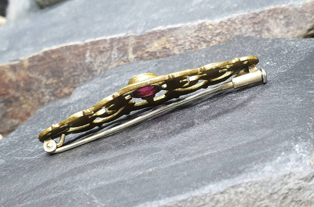 ANTIQUE Pinchbeck Brooch with Pink Cranberry Glass Gemstone - Edwardian 5.8g