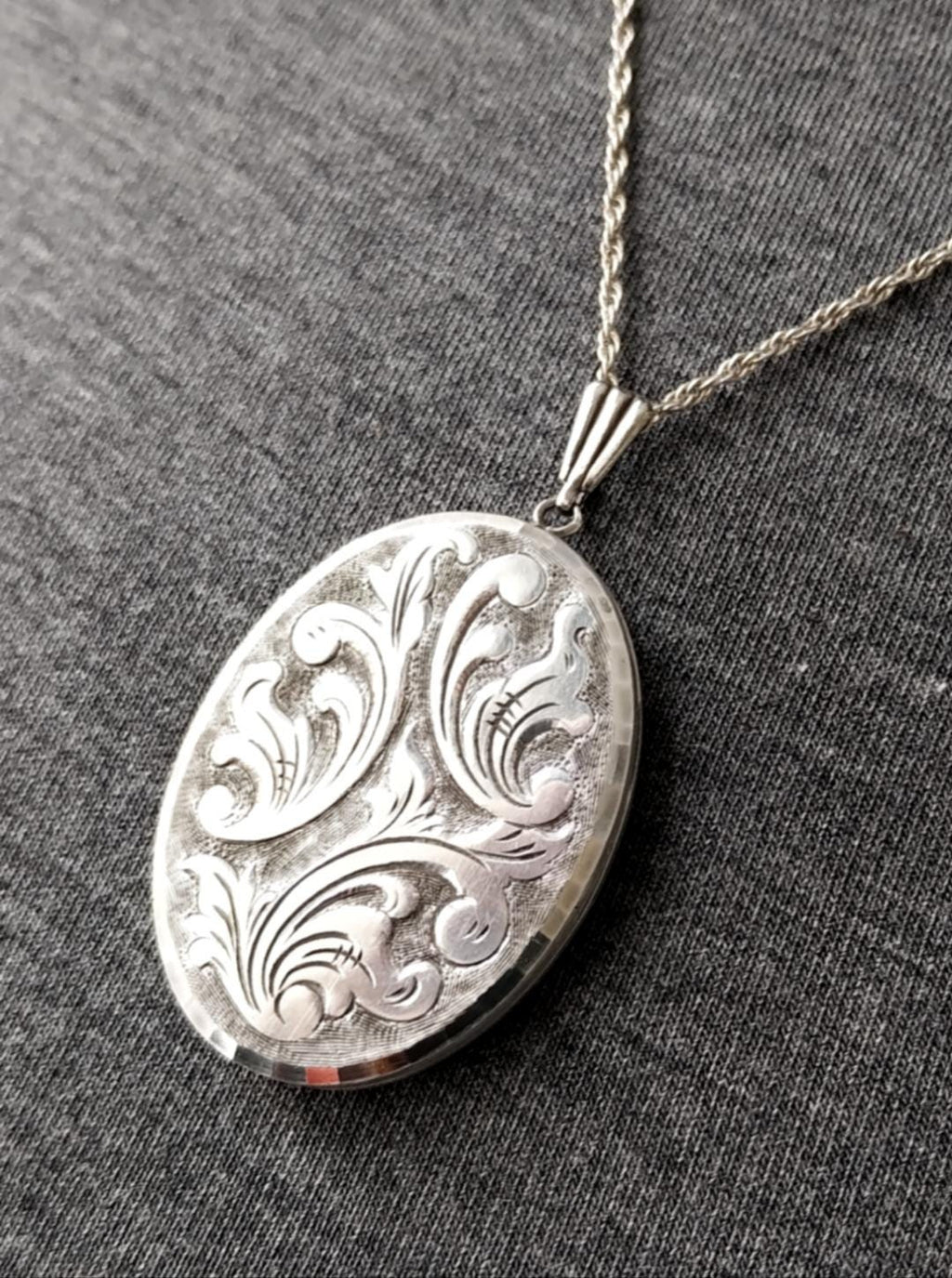 Huge Georg Jensen SILVER LOCKET Necklace, Art Deco  20" Chain 1968- 15.1g