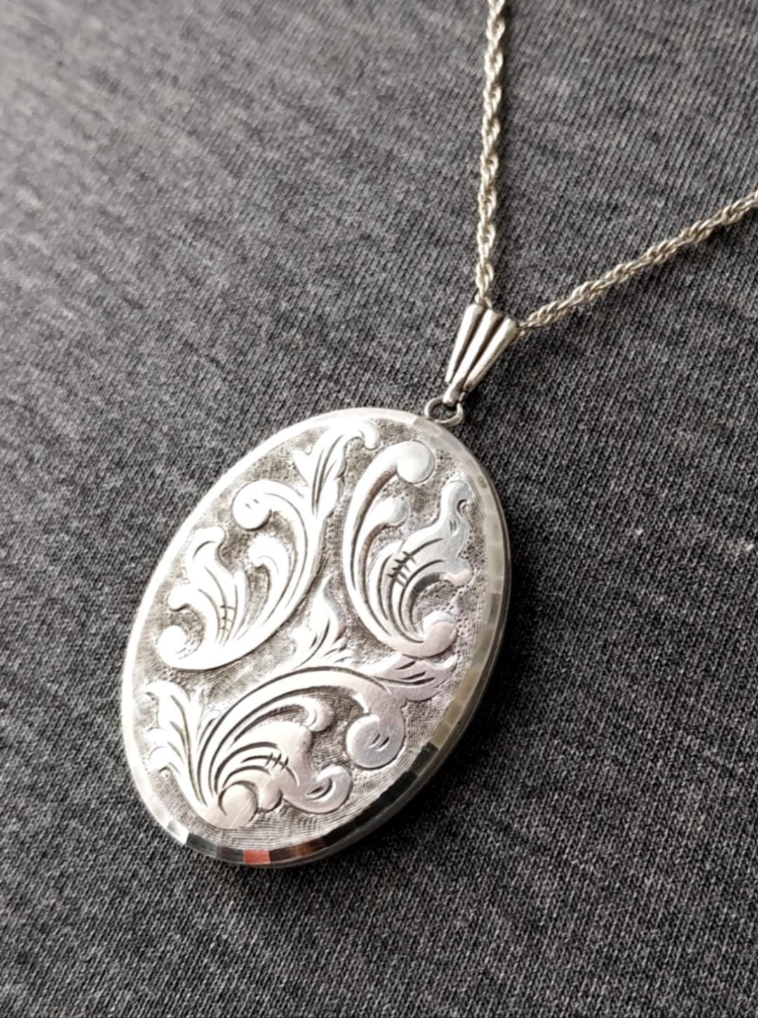 Huge Georg Jensen SILVER LOCKET Necklace, Art Deco  20" Chain 1968- 15.1g