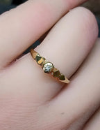 Vtg 9ct GOLD Illusion RING with Diamond - Size uk P 1/2 (us 8) - 1g