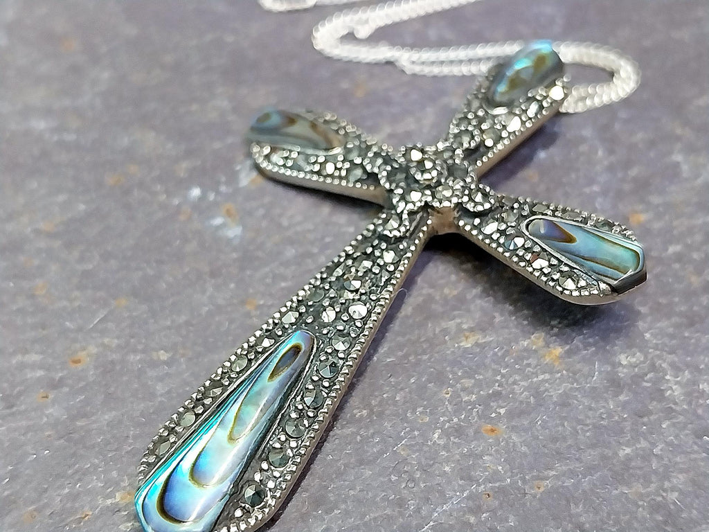 Large Vintage CROSS Pendant Necklace - Sterling Silver on 20" Chain - 7.6g