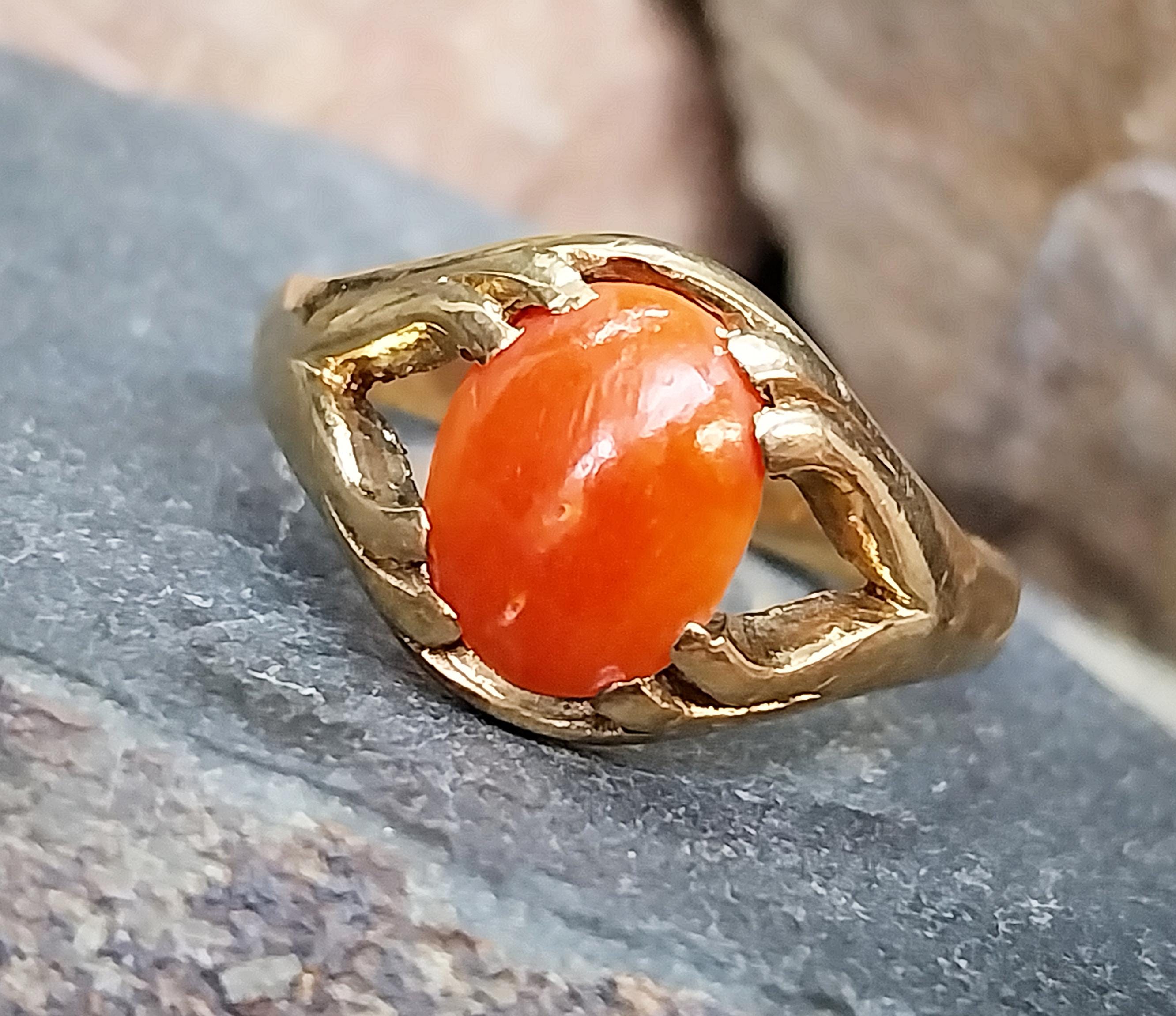 Vintage 9ct GOLD Coral RING - Big Size uk V (us 10.5) - 3.3g