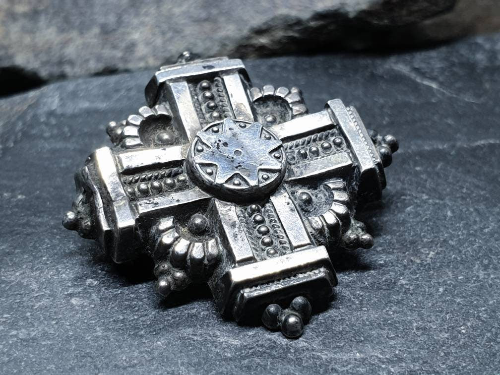 VICTORIAN SILVER Star CROSS Brooch - Celtic Cross - 1883 - 2.8g