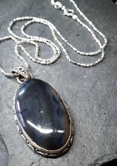 Large Sterling Silver Moss / Mottled Agate Necklace Pendant on 20" Chain - 16.4g
