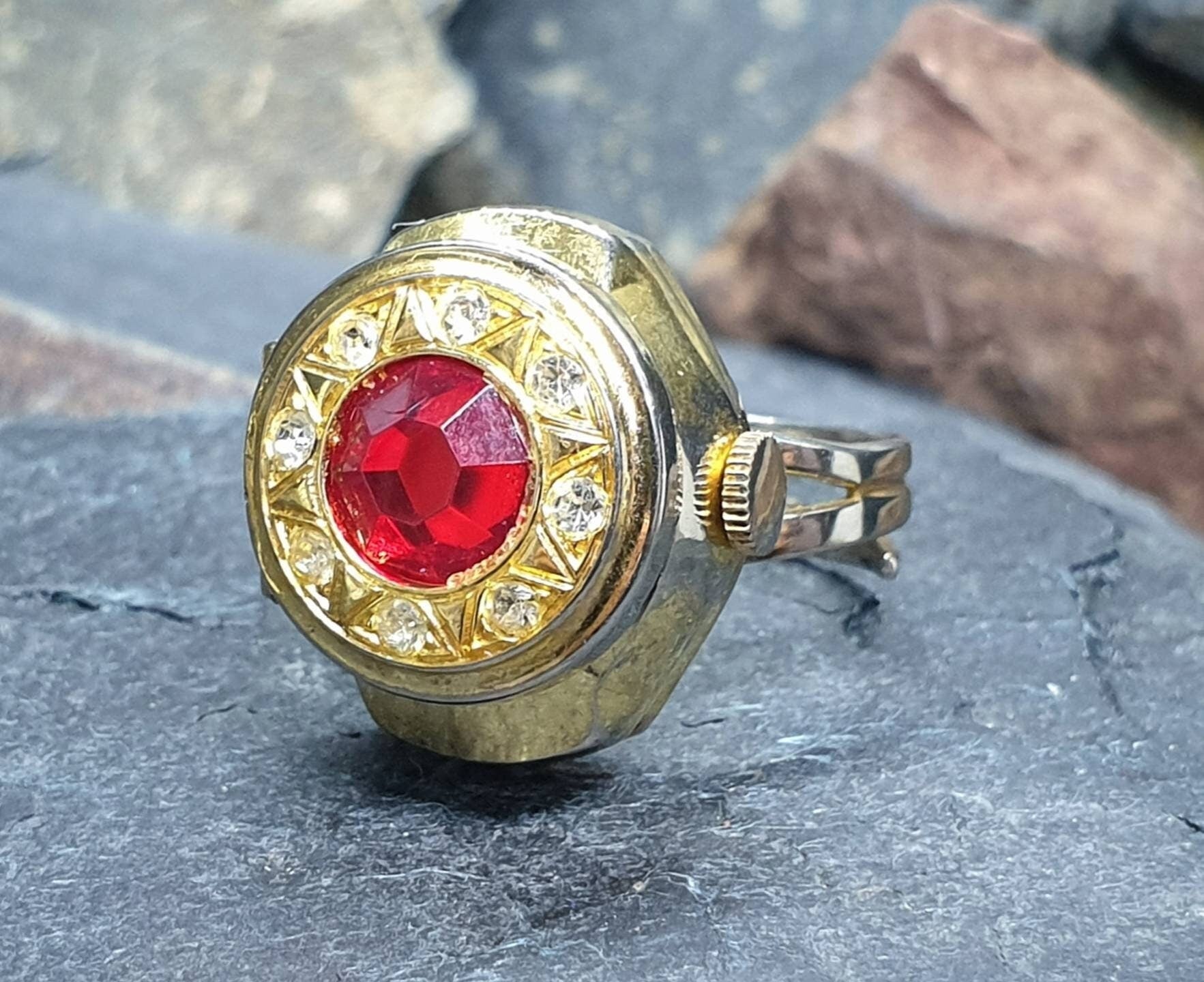 Vintage BVLER LOCKET WATCH Ring - Red Stone & Gold Plated - Size Adjustable - 12g
