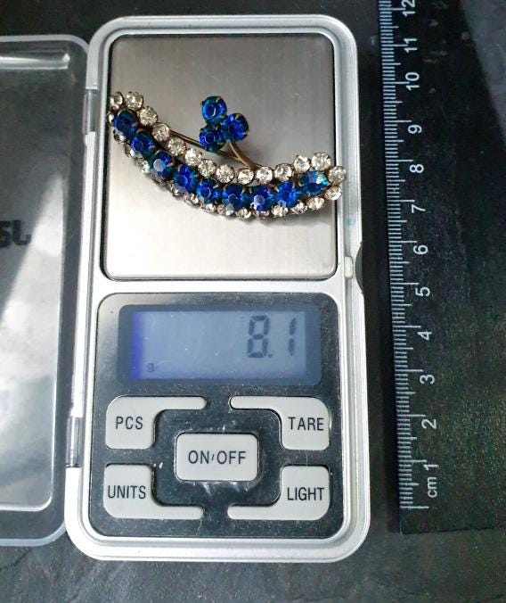 Art Deco SHAMROCK Brooch - Blue and Clear Paste Stones -8.1g